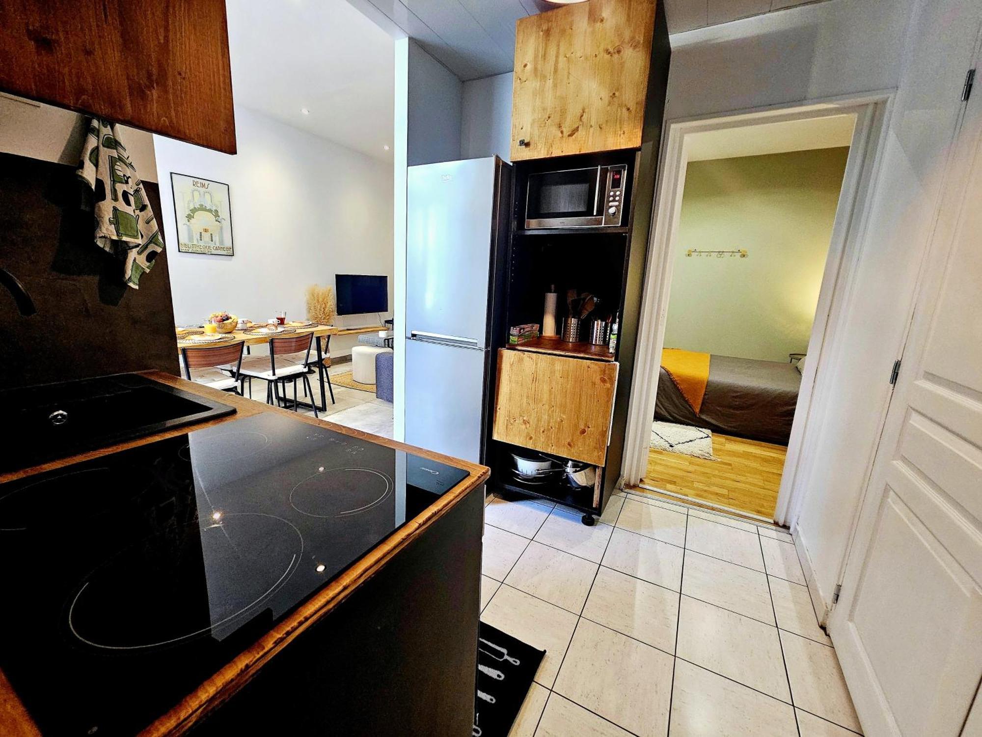 Refuge Urbain - Ideal Pro, Familles & Amis - Le Calme En Hypercentre - Wifi Haut Debit - Netflix - Machine A Laver - Gare, Cathedrale, Commerces, Restaurants & Transports En Commun A Moins De 10 Minutes A Pied Реймс Екстер'єр фото